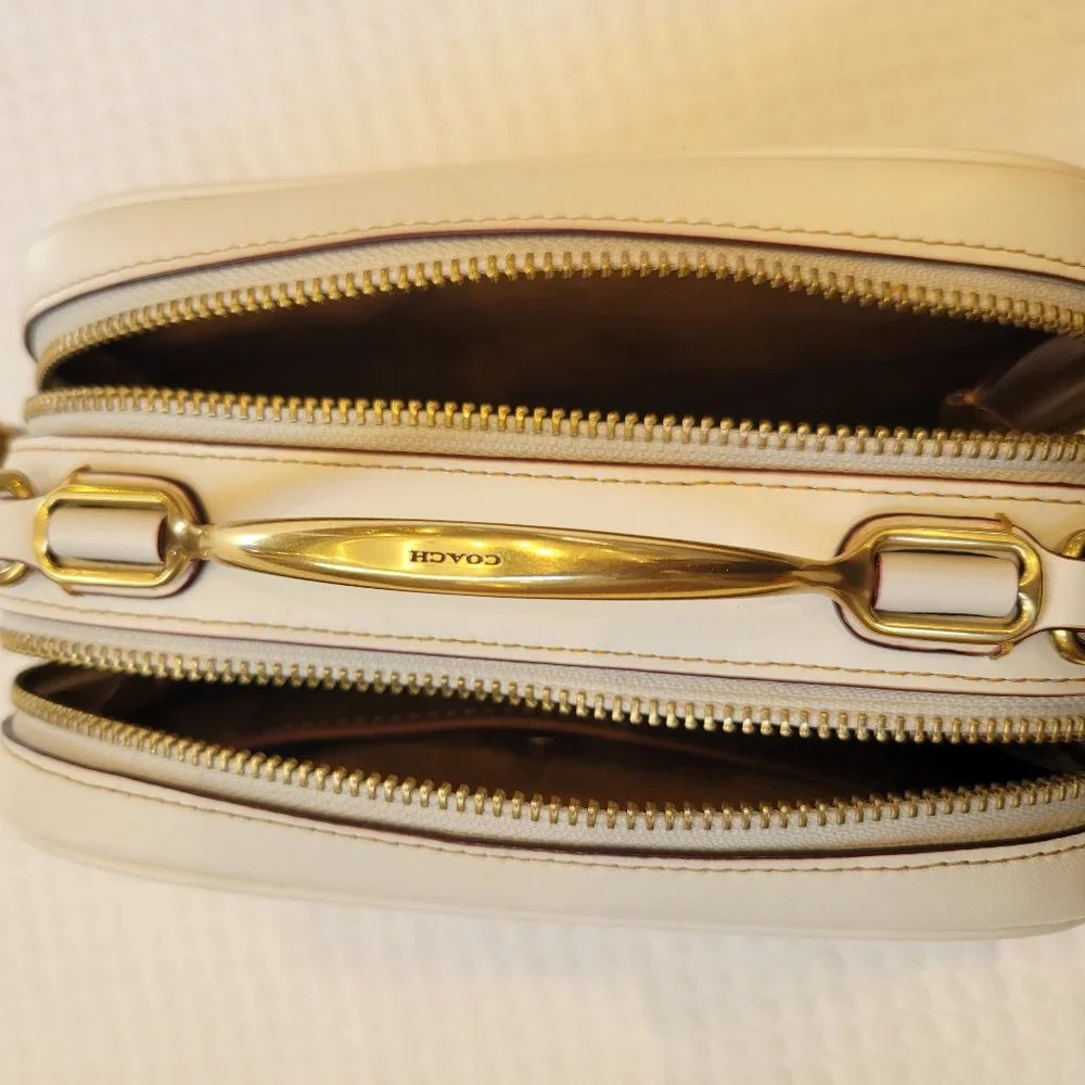 Coach Riley Lunchbox Bag - Picture 13 of 16